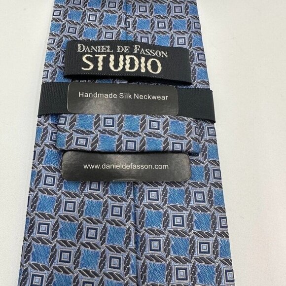 Lot 3 Mens Silk Classic Ties Izod Daniel De Fasson Rooster Blue Red New - Picture 7 of 16